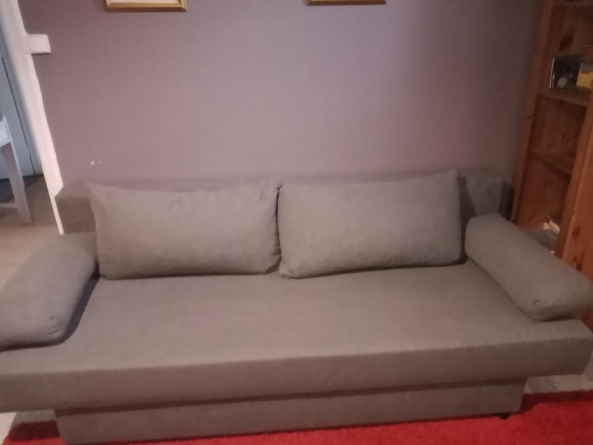 Appartement 895 Alexis Jaubert à Saint-Pantaléon-de-Larche Extérieur photo