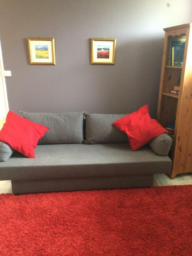 Appartement 895 Alexis Jaubert à Saint-Pantaléon-de-Larche Extérieur photo